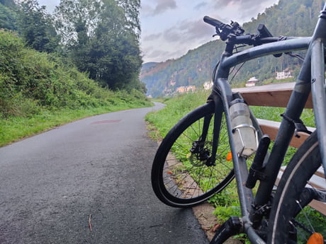 After long week of work I spoil myself with a 100km ride