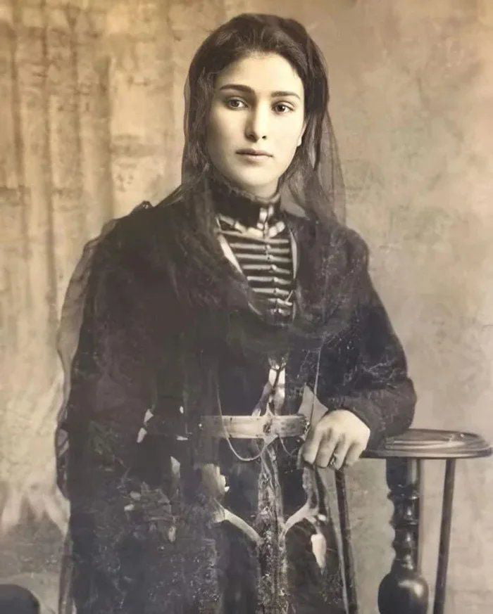 Circassian girl, 1917
