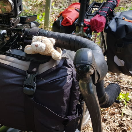 Doing a &quot;get your shit together&quot; trip. I have 1000km to sort it all out, planing a restart after finishing this trip. Hope this will work out.