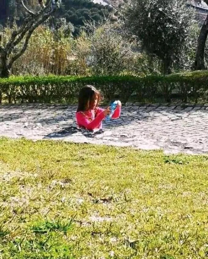 Kuye chok gaye naa dhyan se dekho