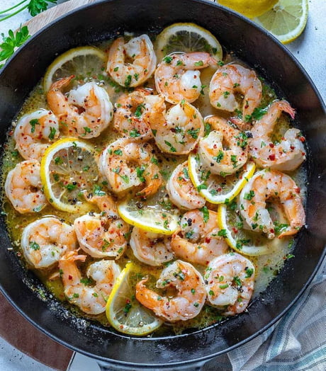 Lemon garlic butter shrimp w/ white wine