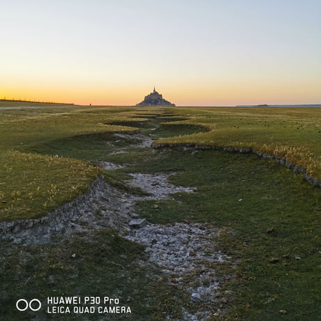 Did Tolkien use Mont Saint-Michel as the inspiration for Minas