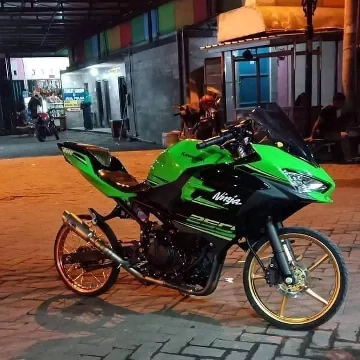 She like sports bike